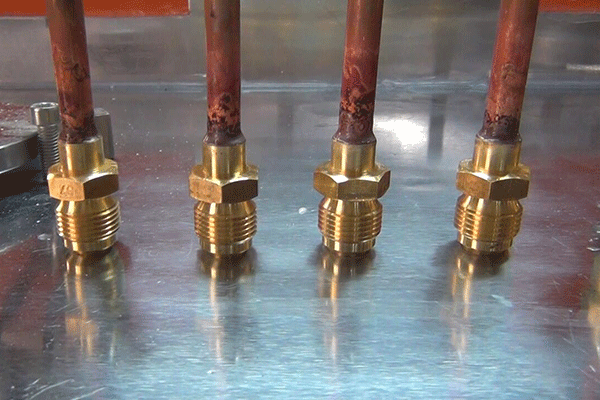 銅管接頭釬焊機-4.png
